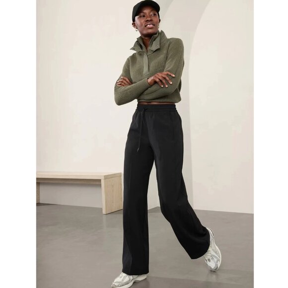 Athleta Sweaters - Athleta Hanover Hybrid 1/2 Zip Sweater in Beige Size Medium